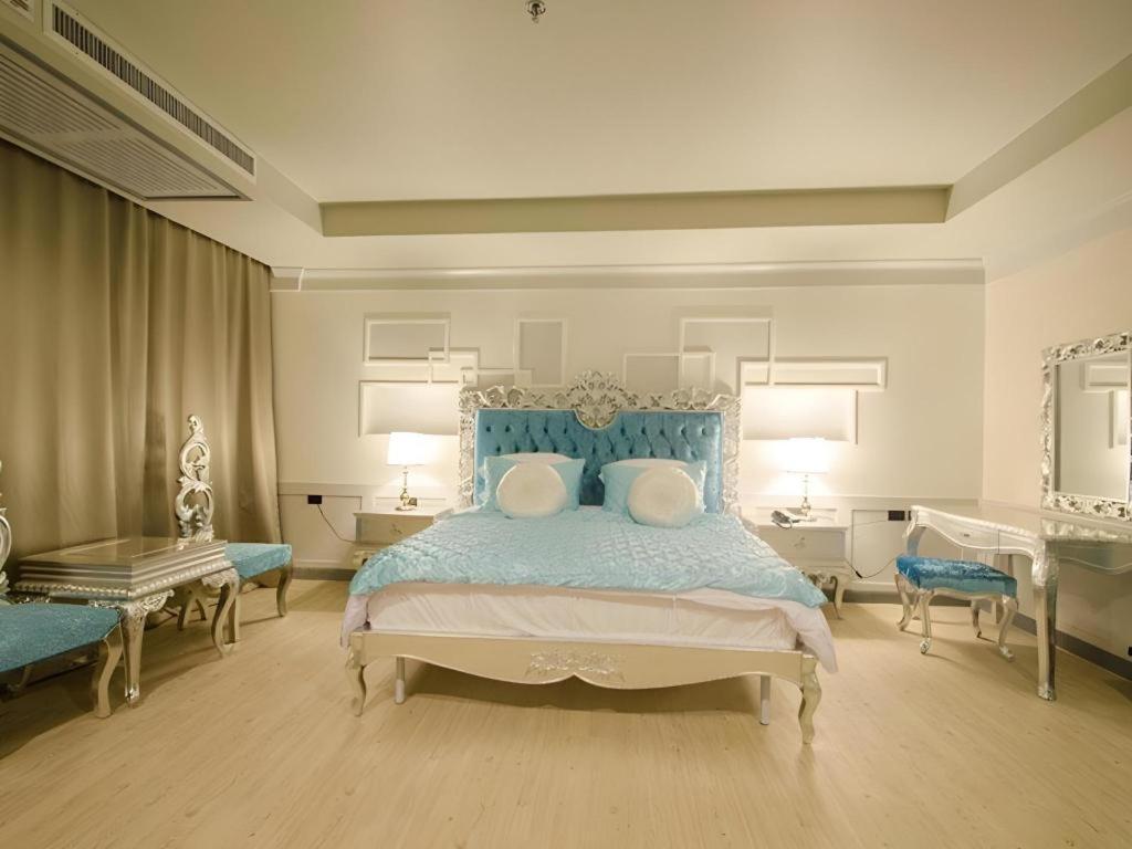 Alvarez Hotel Buriram Luaran gambar