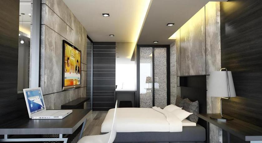 Alvarez Hotel Buriram Luaran gambar