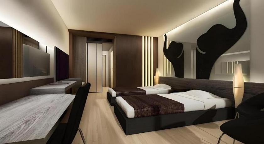 Alvarez Hotel Buriram Luaran gambar