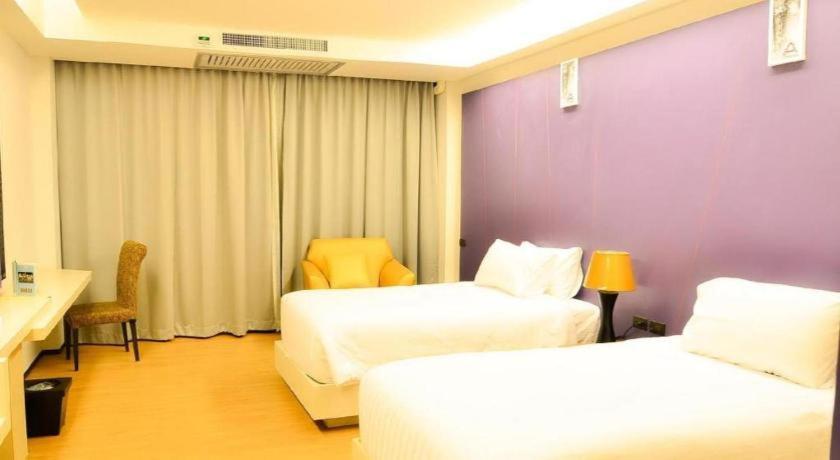 Alvarez Hotel Buriram Luaran gambar