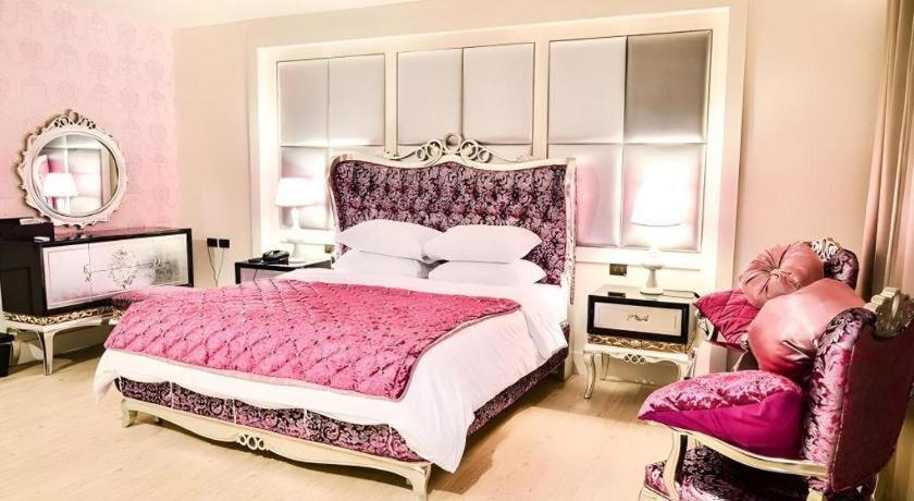 Alvarez Hotel Buriram Luaran gambar