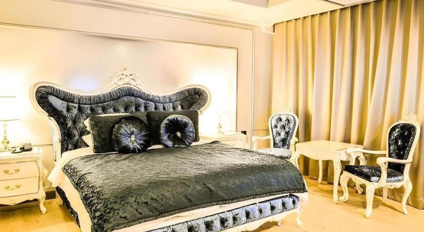 Alvarez Hotel Buriram Luaran gambar