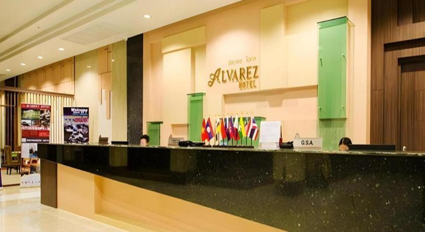 Alvarez Hotel Buriram Luaran gambar